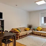 Apartment Brandbergblick *
